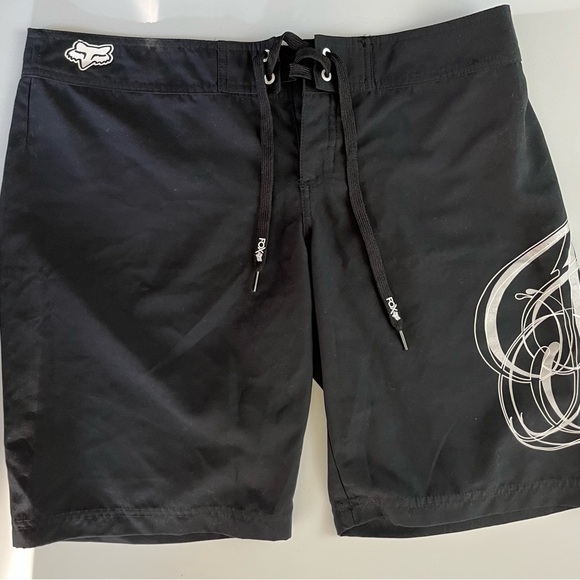 Fox board shorts - Picture 1 of 5